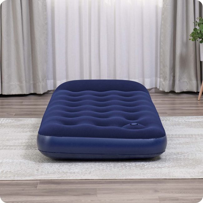 Materac dmuchany 185x76x22 cm z wbudowaną pompką nożną Bestway 67223 - obrazek 6
