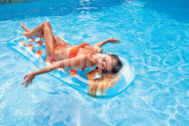 Materac plażowy z okienkiem 188 x 71 cm INTEX 59895 turkusowy - obrazek 2